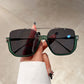 Gafas de sol ligeras y de lentes tintadas de moda