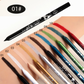 Delineador de ojos en gel de color vibrante para uso de todo el día.